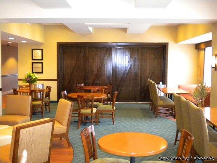 Hampton Inn Okeechobee - Lake Okeechobee Restaurant foto